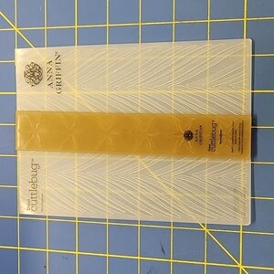 Cuttlebug Anna Griffin Embossing Folders Set 2 Paper Scrapbook 5x7 Herringbone
